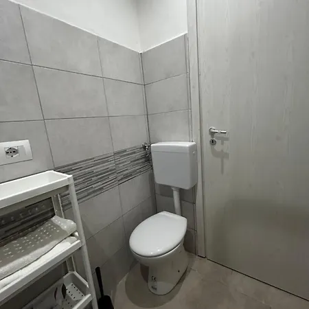 Crocetta 3 Apartman *